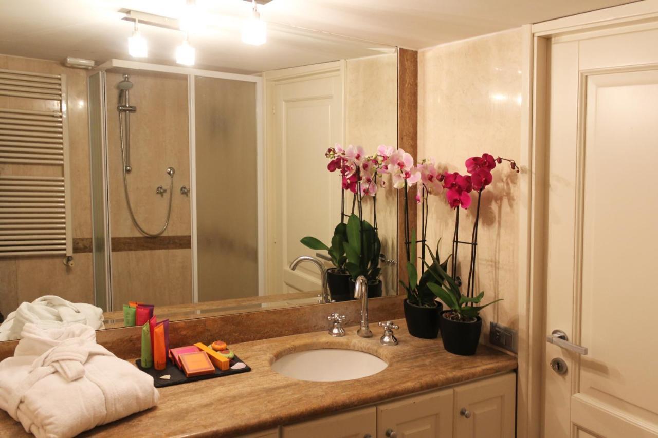 White Style Gambero Apartment Rome Luaran gambar