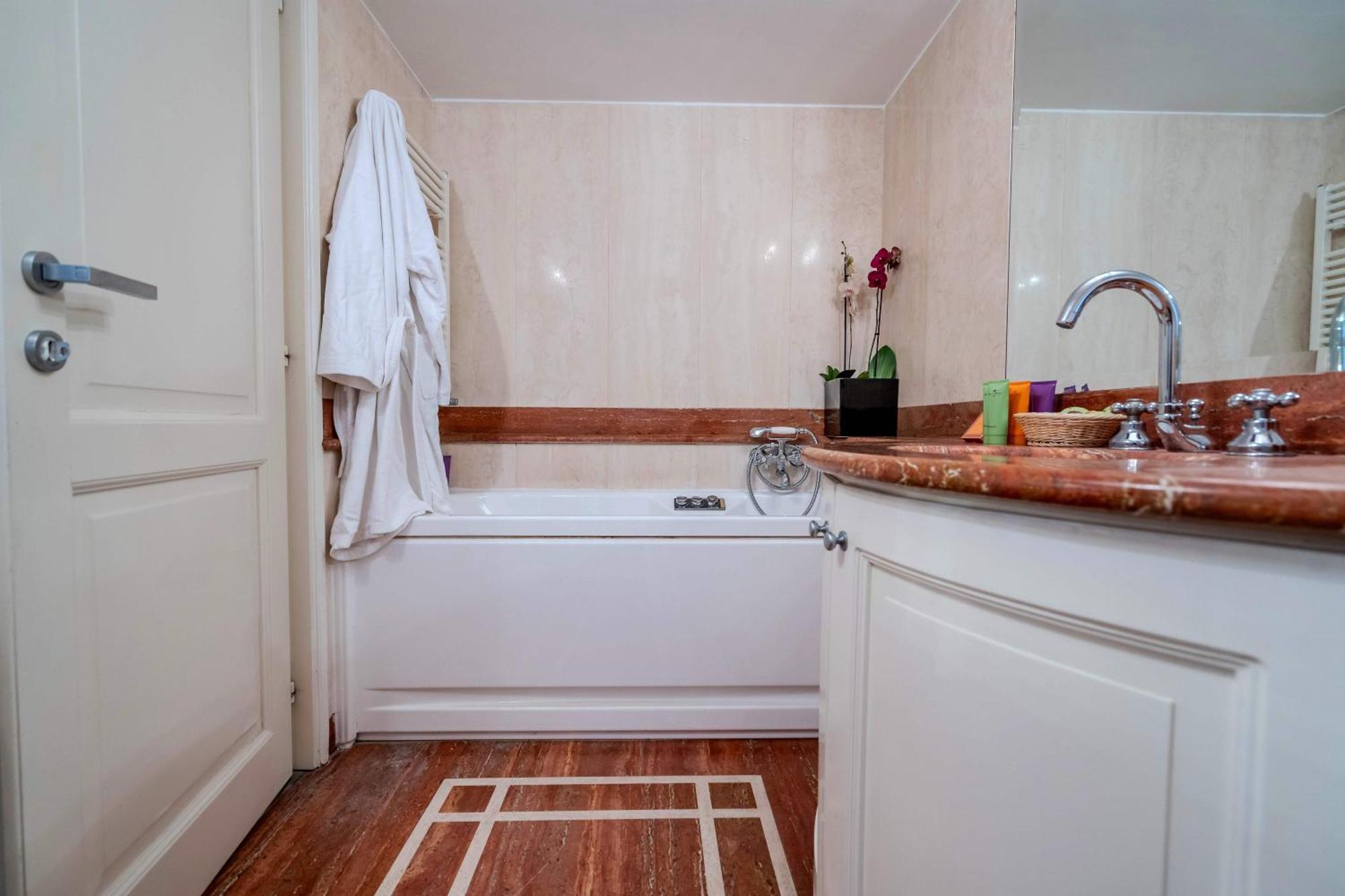 White Style Gambero Apartment Rome Luaran gambar