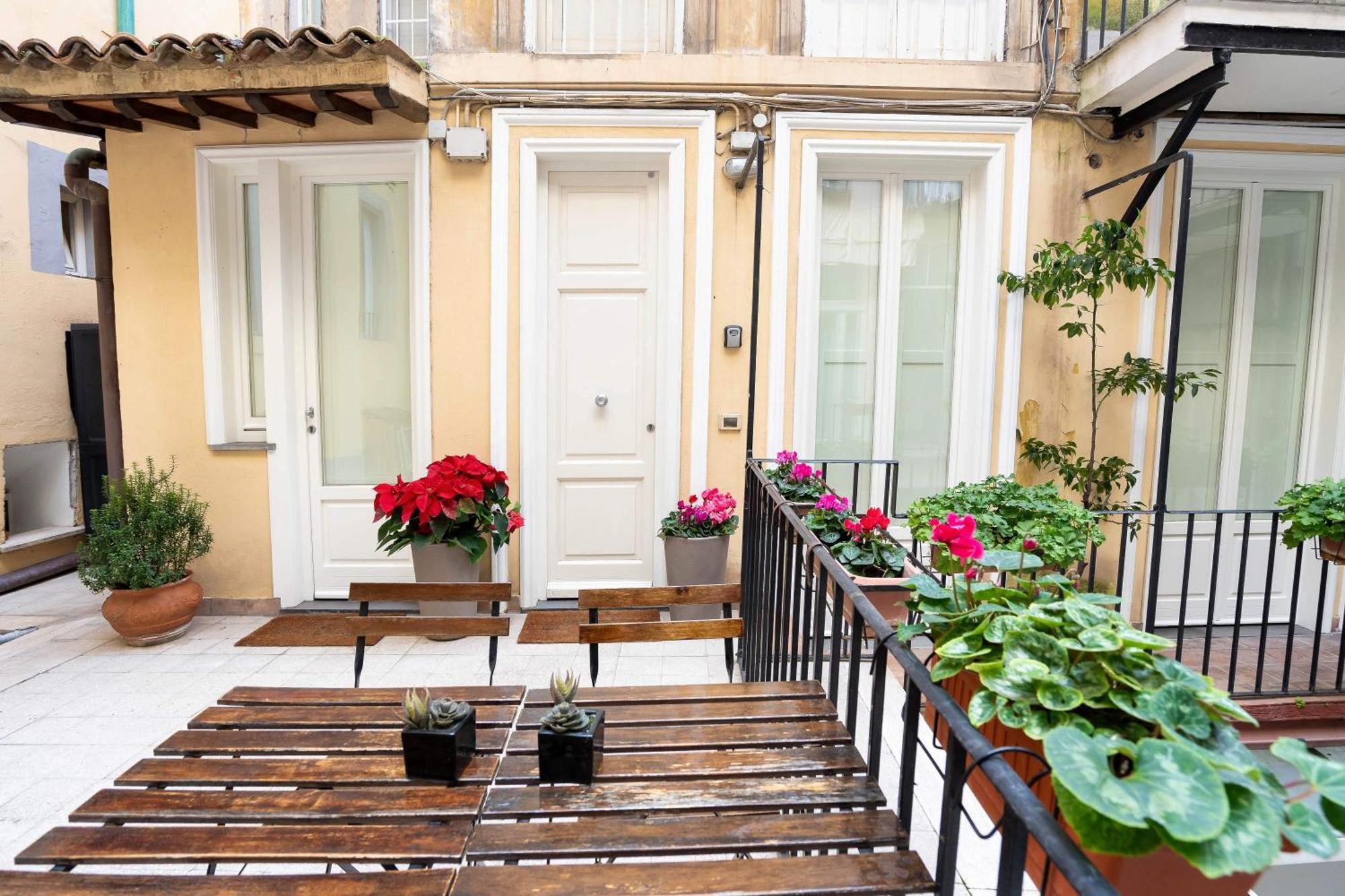 White Style Gambero Apartment Rome Luaran gambar